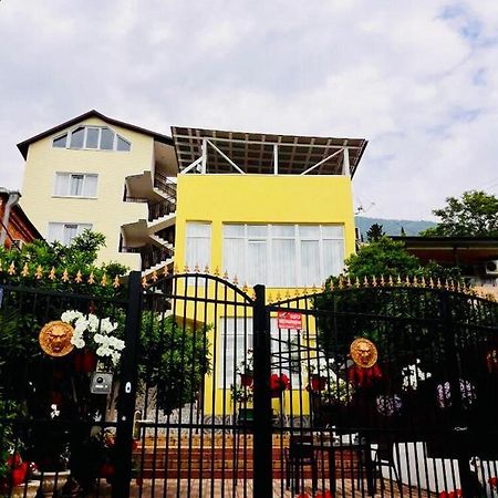 Anna-Saria Guest House Gagra Ngoại thất bức ảnh
